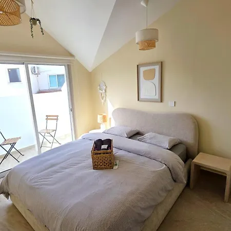 Daire 3br Shared - 7-min Walk, Peaceful *