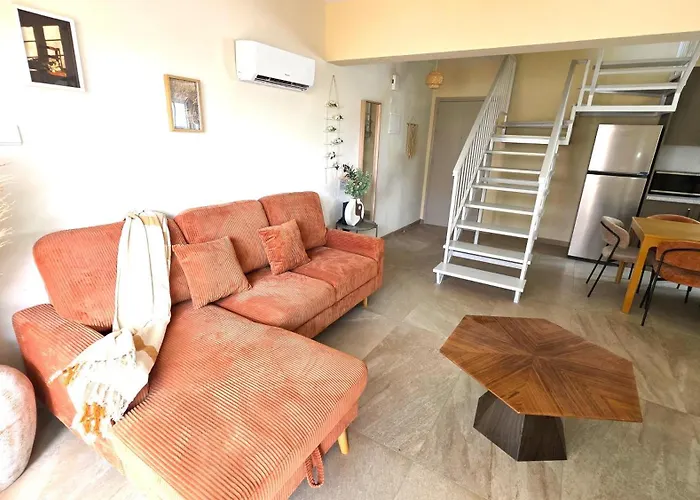 3br Shared - 7-min Walk, Peaceful * Λάρνακα