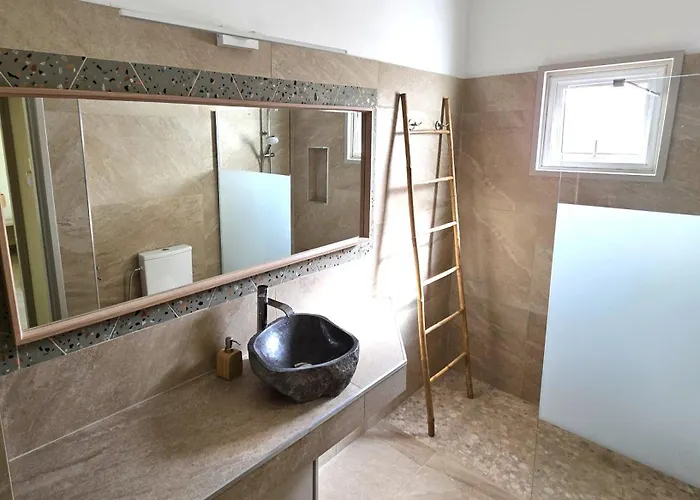 Διαμέρισμα 3br Shared - 7-min Walk, Peaceful