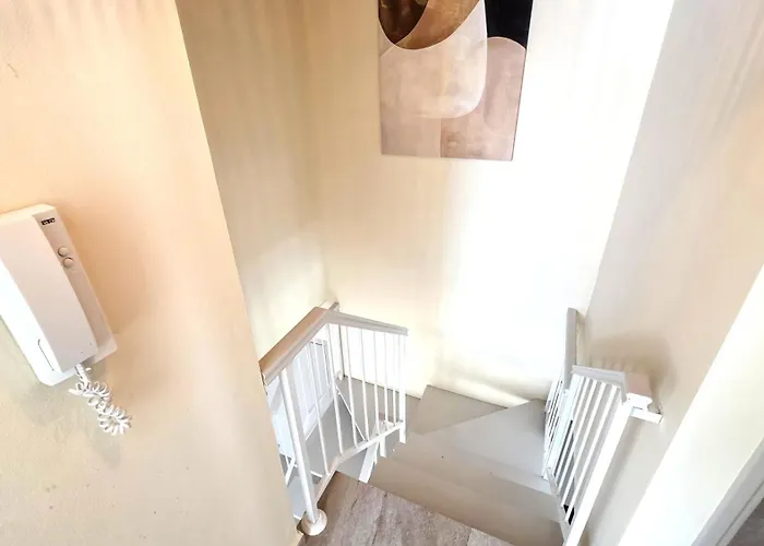 3br Shared - 7-min Walk, Peaceful Ларнака